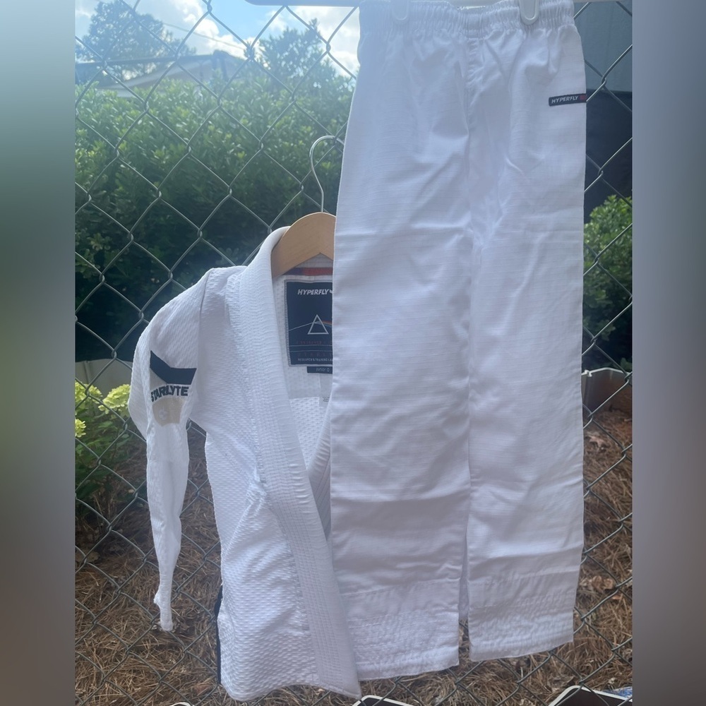 HYPERFLY Jiu Jitsu Junior kids sz 0 New Junior Starlyte White Black w/ backpack - Picture 3 of 12